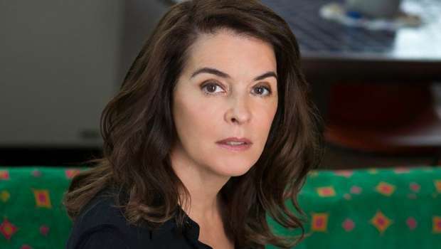 Annabella Sciorra, Netflix, Luke Cage