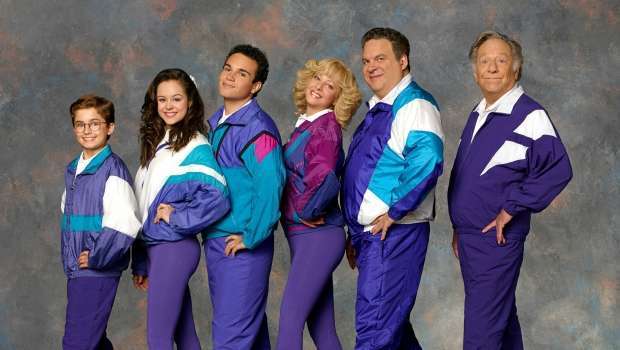 The Goldbergs 1990-Something, ABC, Série Derivada