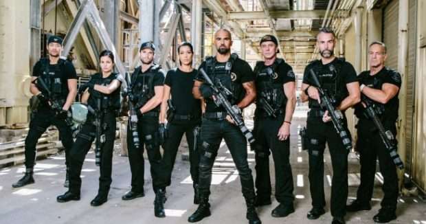 6×15 de S.W.A.T. volta às raízes