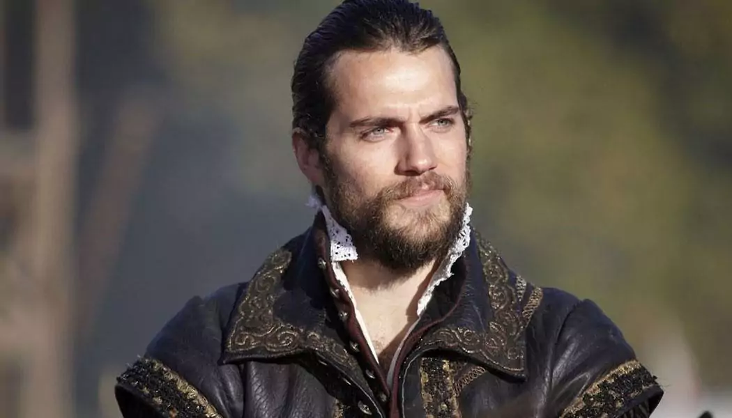 Henry Cavill em The Tudors, para assistir depois de The Witcher