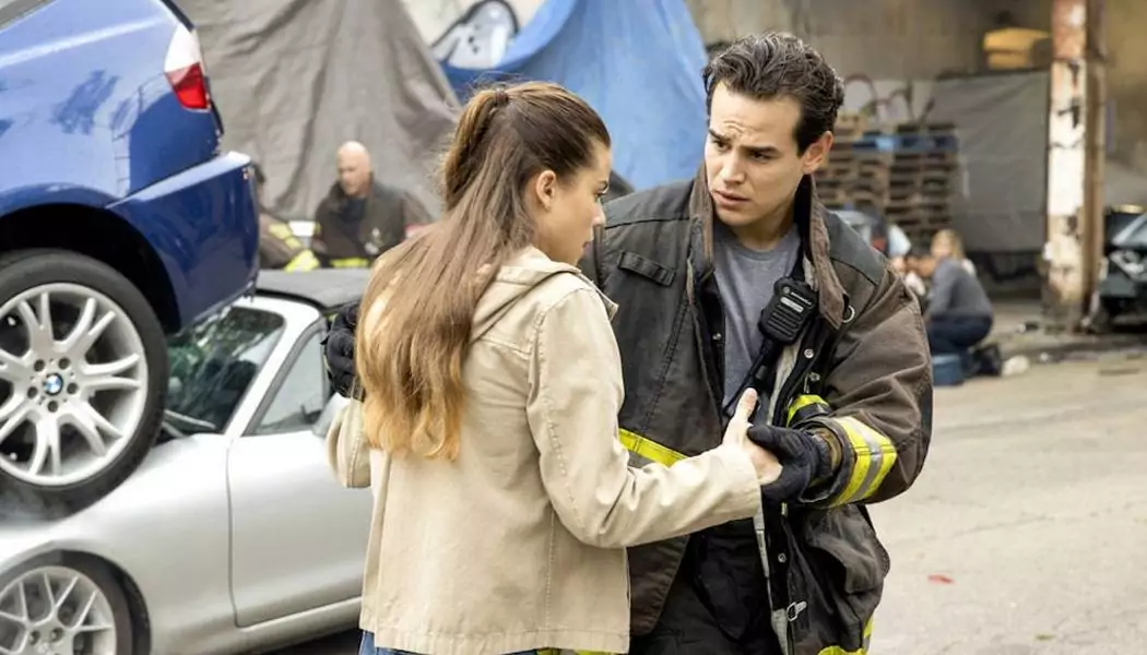 Imagem de Alberto Rosende como Blake Gallo em Chicago Fire