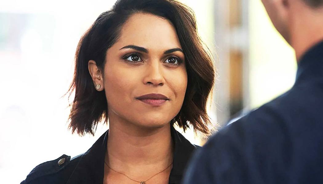 Chicago Fire Monica Raymund voltará