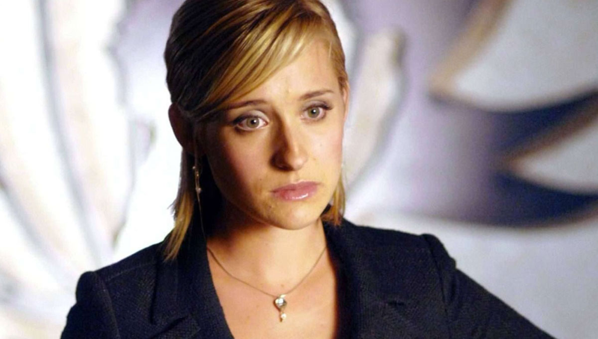 Allison Mack Smalllville presa