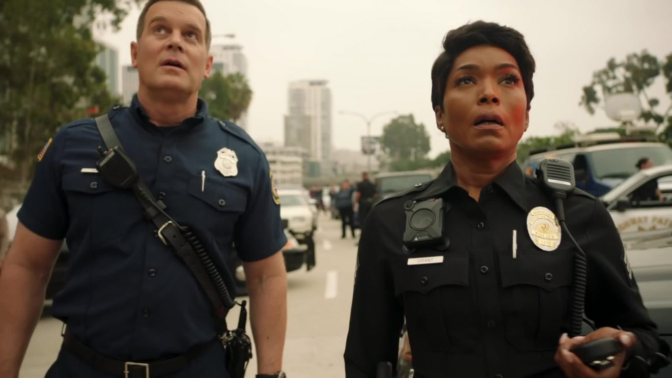 9-1-1 S5E11 Bobby e Athena