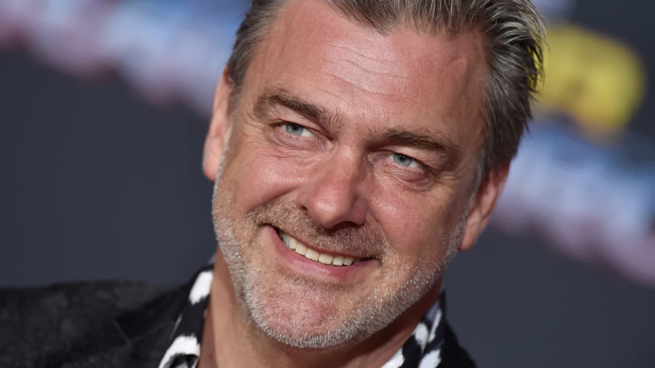 Ray Stevenson morreu