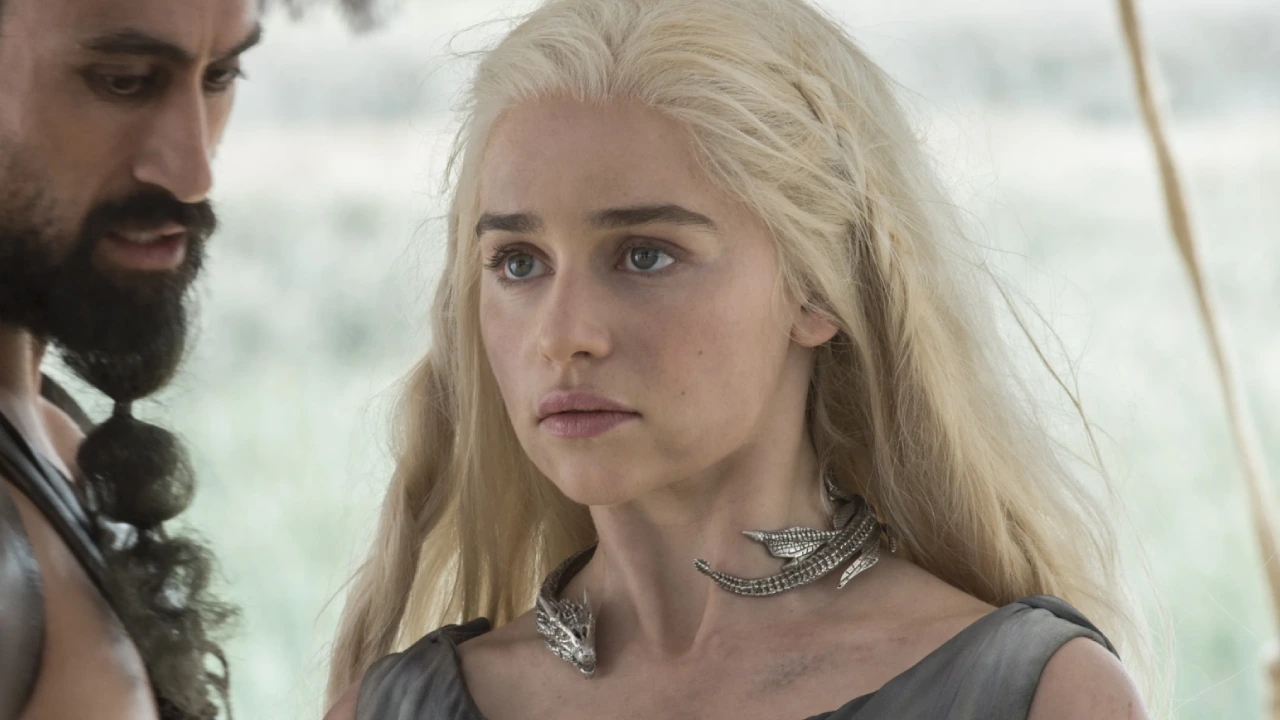 Game of Thrones luta Emilia Clarke